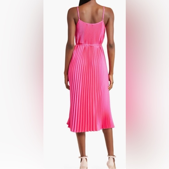 NWT - Sam Edelman Women’s Satin Effect Pleated Midi Dress - Size L - Picture 3 of 11